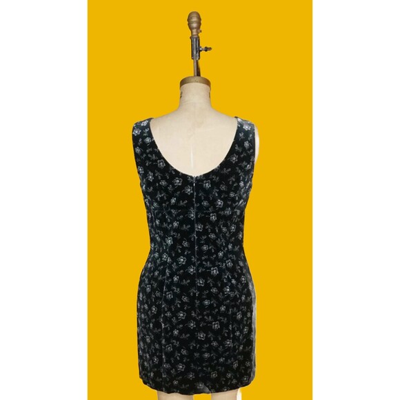 Y2K GUESS U.S.A. AMERICAN TRADITION Floral Velvet Sleeveless Wiggle Dress. Small - Picture 3 of 8